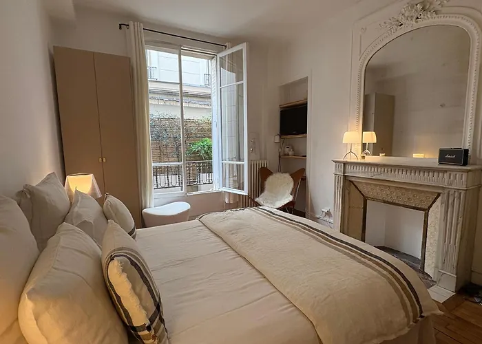 Appartement Comme Maison A Deux Pas De L'arc De Triomphe