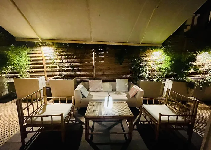 Comme Maison à Deux Pas De L'arc De Triomphe Appartement Paris