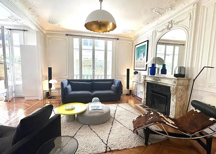 Comme Maison à Deux Pas De L'arc De Triomphe Appartement Paris